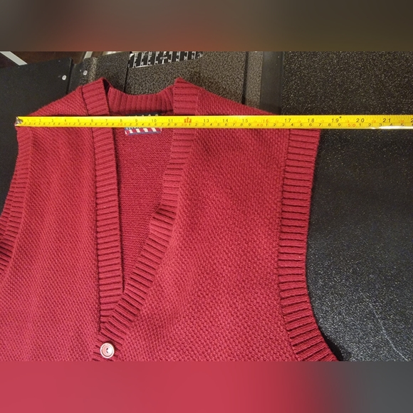 American Priority Sweaters LTD Vest - Picture 6 of 8